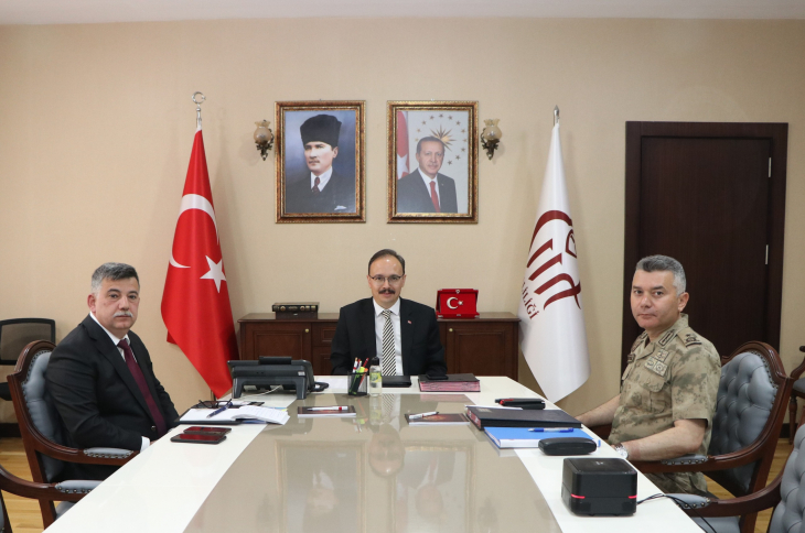 Siirt Valisi Kızılkaya, İçişleri Bakanı Ali Yerlikaya Başkanlığındaki Asayiş ve Güvenlik Toplantısına Katıldı