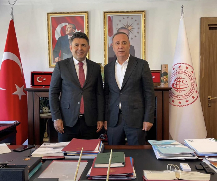 Osman Ören'den Ulaştırma ve Alt Yapı Bakanı Abdulkadir Uraloğlu'na Ziyaret