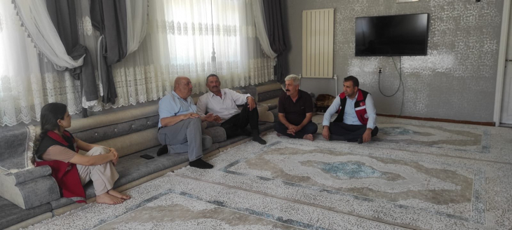 Siirt Aile ve Sosyal Hizmetler İl Müdürlüğü Eruh'ta Şehit Ailelerini Ziyaret Etti