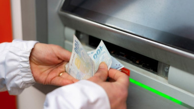 15 banka yeni rakamı duyurdu! ATM'den para çekme limiti yükseldi