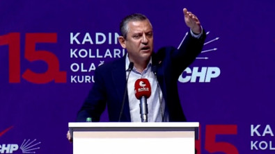 CHP'nin Kadın Kolları kongresinde gergin anlar yaşandı! Özel erkekleri salondan dışarı attırdı