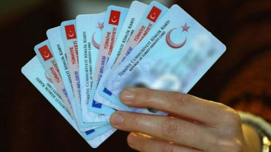 Kadınlar için soyadı düzenlemesinde son dakika: Yargı paketinden çıkarıldı!