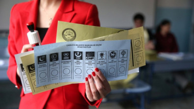 Seçim anketinden sürpriz sonuçlar çıktı! AK Parti ikinci sırada, İYİ Parti'deki çöküş devam ediyor