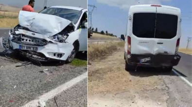 Siirt'te otomobil ve rehabilitasyon merkezinde eğitim gören öğrencileri taşıyan minibüsün çarpışması sonucu 6 kişi yaralandı